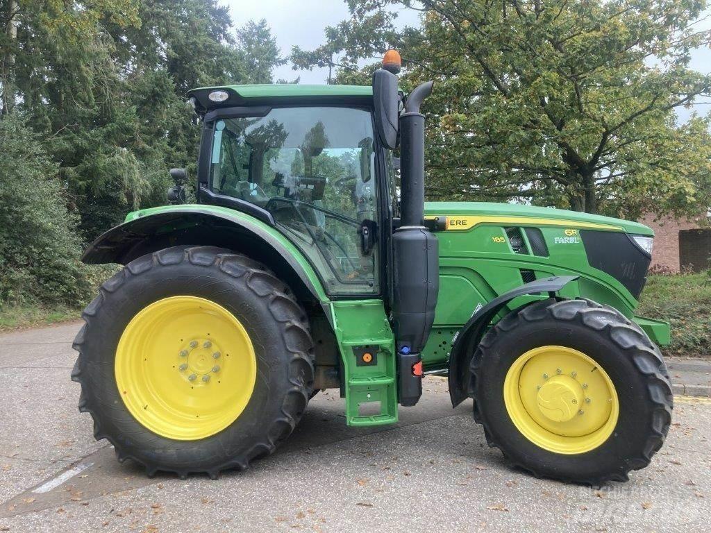 John Deere 6R 185 الجرارات