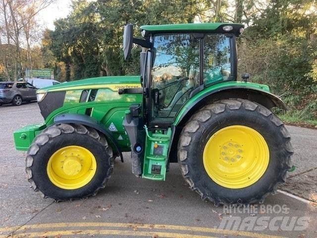 John Deere 6R 185 الجرارات