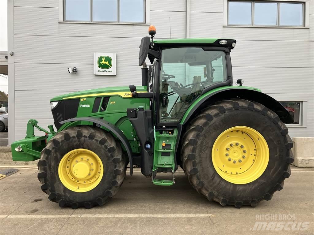 John Deere 6R 195 الجرارات