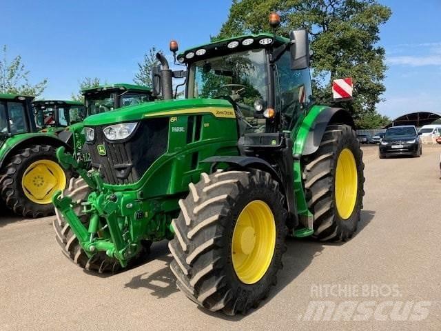 John Deere 6R 195 الجرارات