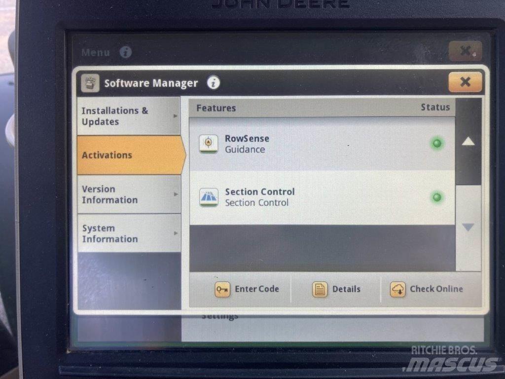 John Deere 6R 215 الجرارات