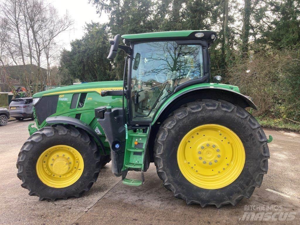John Deere 6R 215 الجرارات