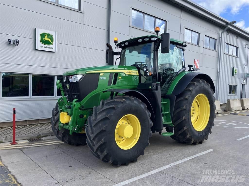 John Deere 6R 215 الجرارات