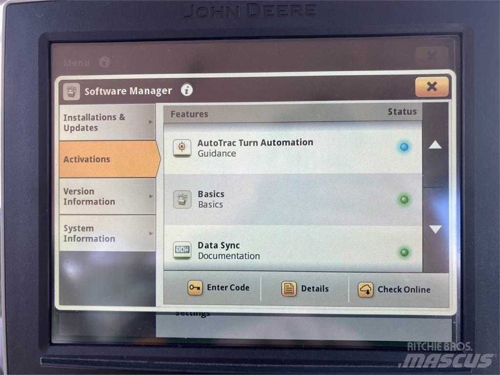 John Deere 6R 215 الجرارات