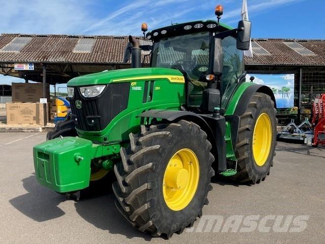 John Deere 6R 250 الجرارات