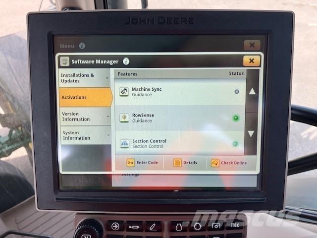 John Deere 6R 250 الجرارات