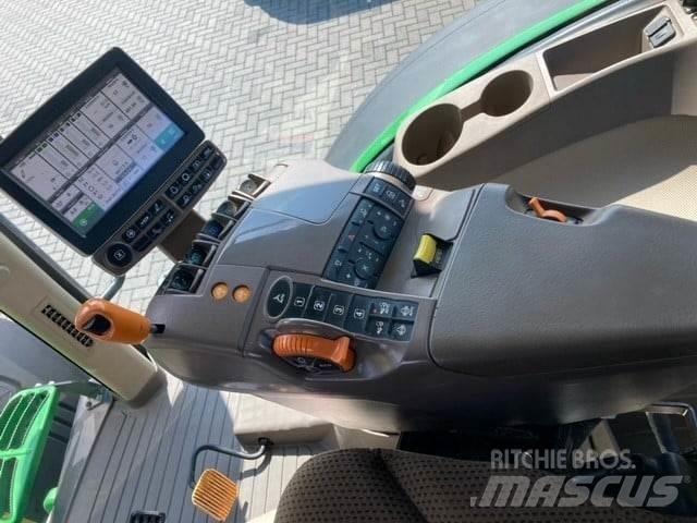 John Deere 7230R الجرارات