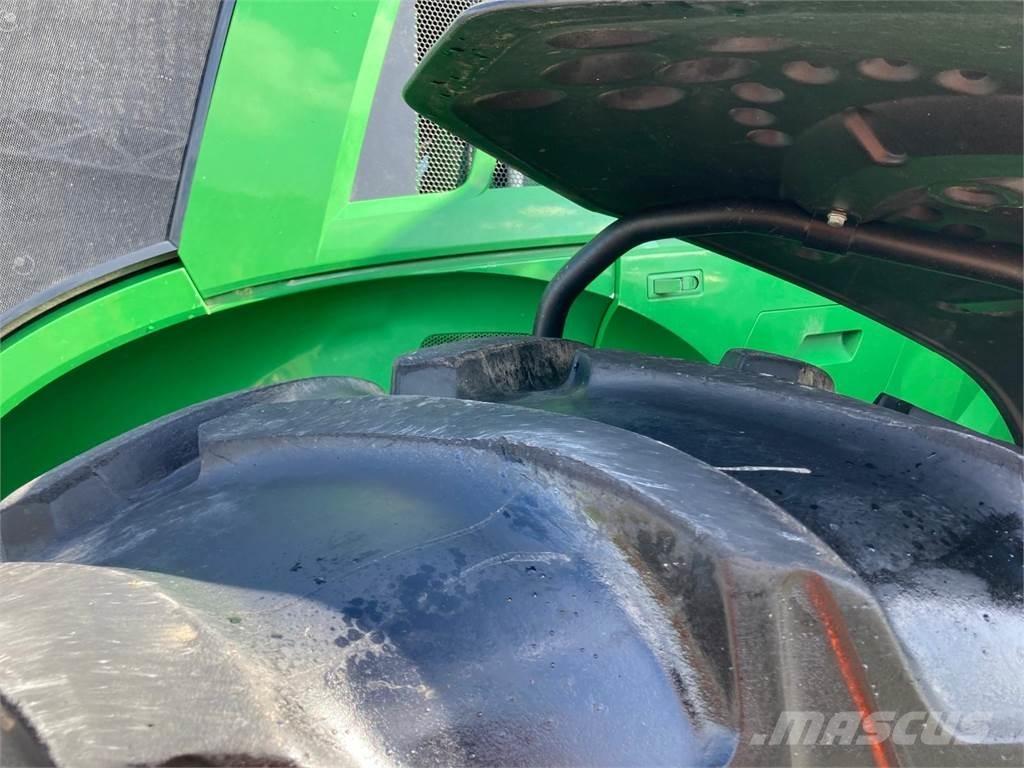 John Deere 7R 310 الجرارات
