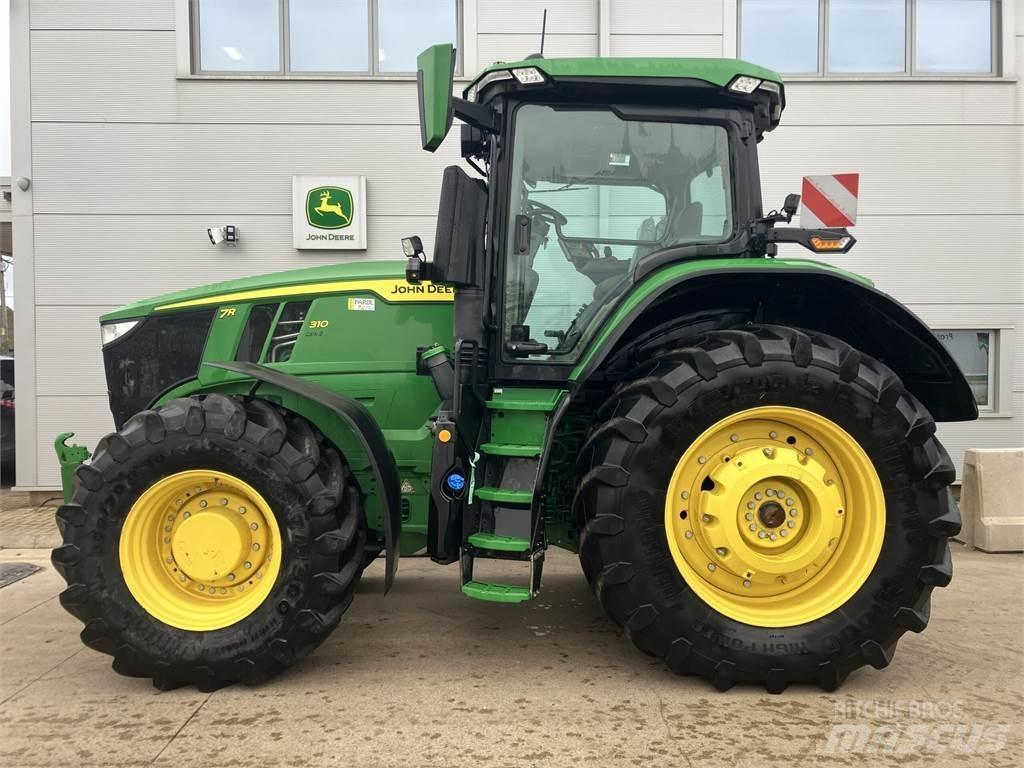 John Deere 7R 310 الجرارات