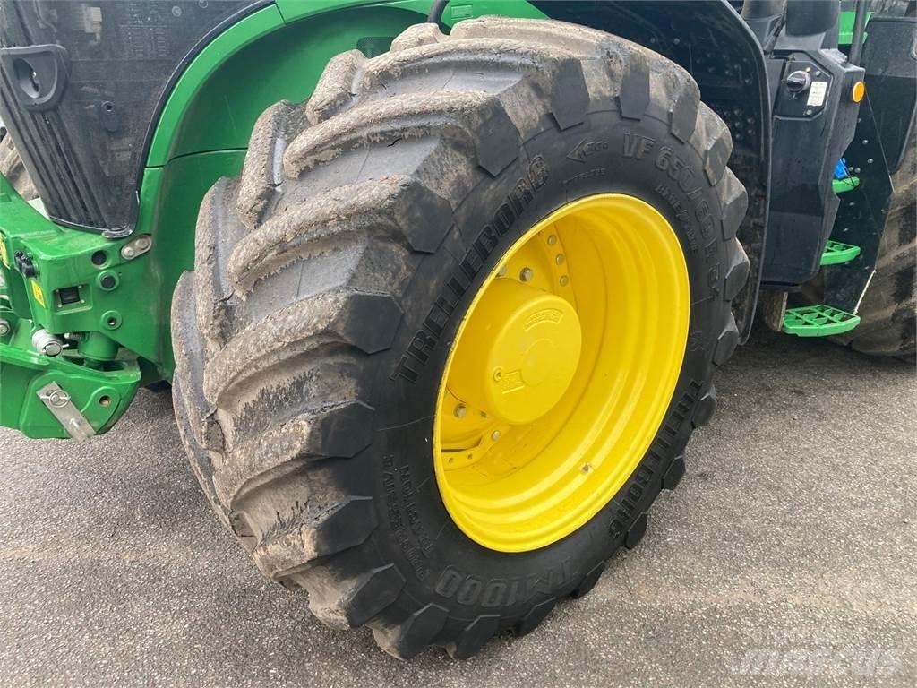 John Deere 7R 310 الجرارات