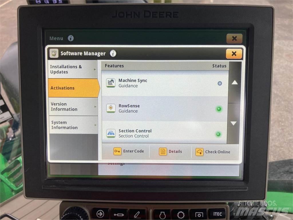 John Deere 7R 310 الجرارات