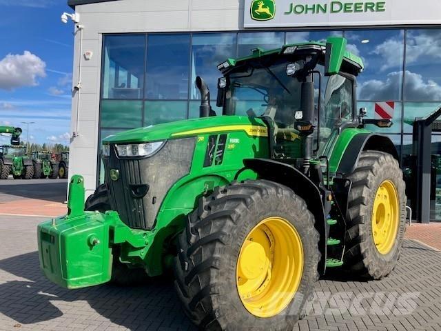 John Deere 7R 330 الجرارات