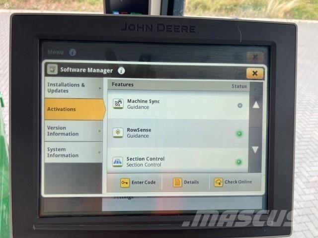 John Deere 7R 330 الجرارات