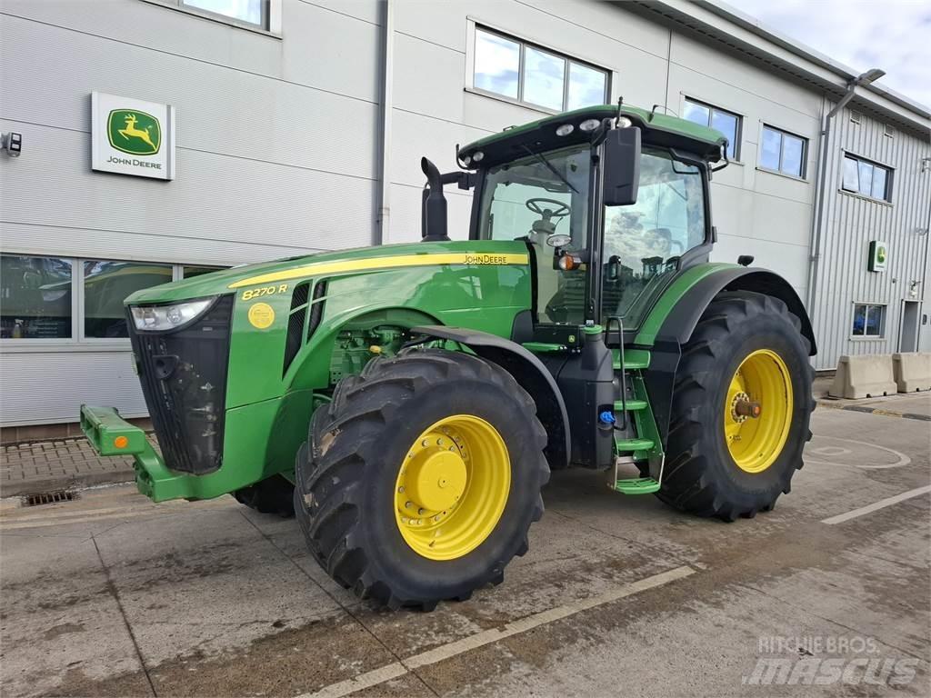 John Deere 8270R الجرارات