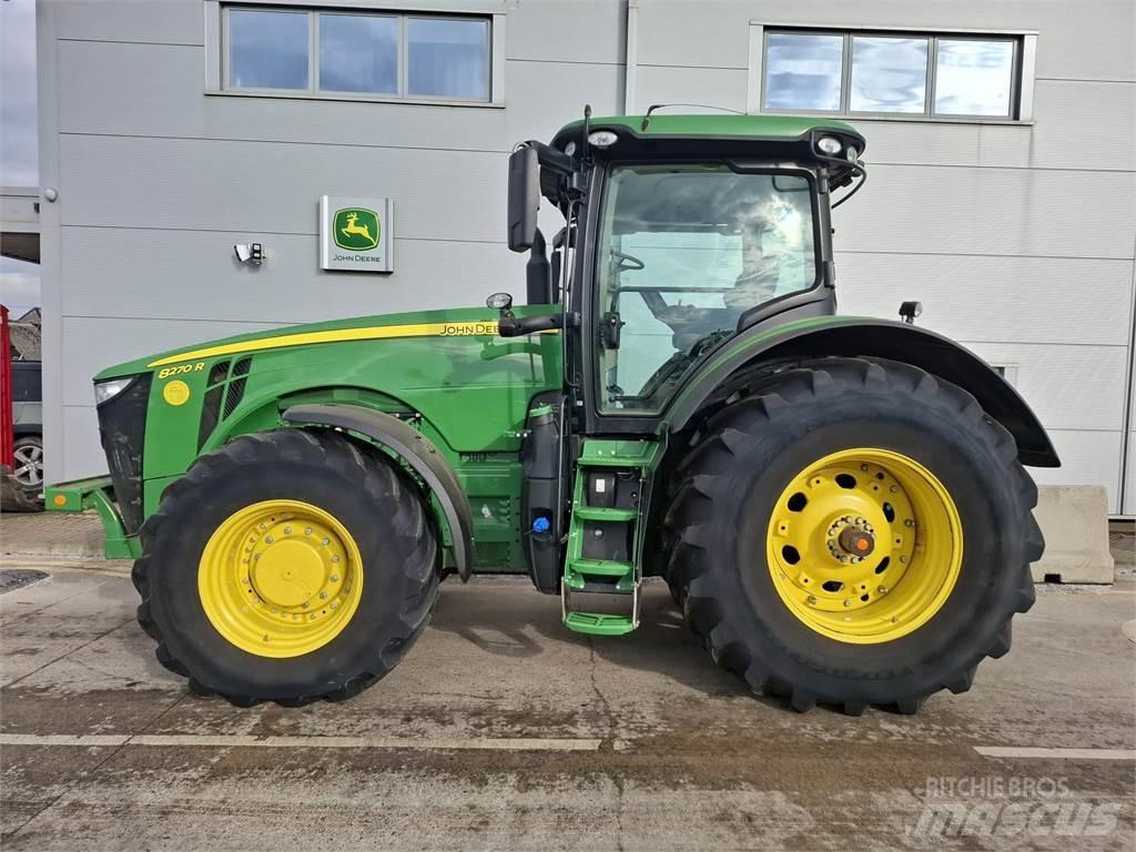 John Deere 8270R الجرارات