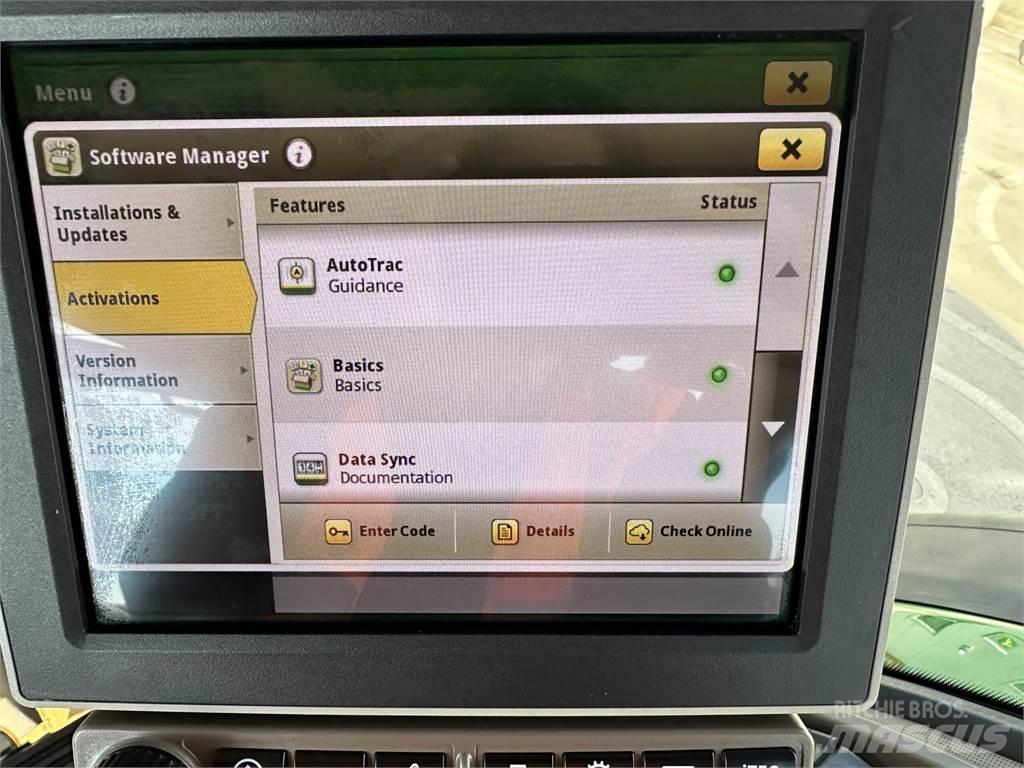 John Deere 8270R الجرارات