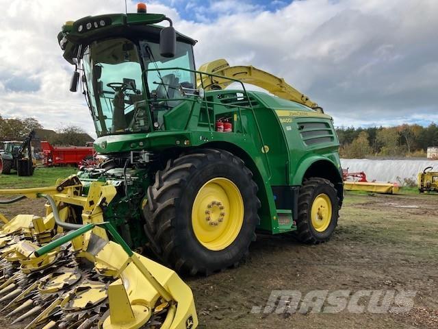 John Deere 8400i علافات ذاتية الدفع