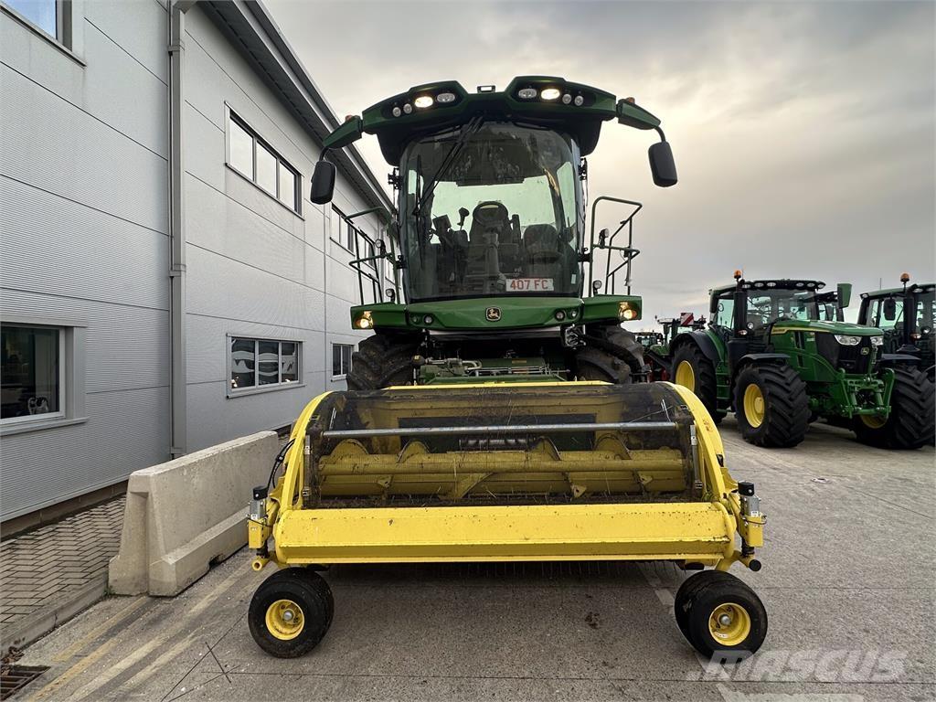 John Deere 8600i علافات ذاتية الدفع