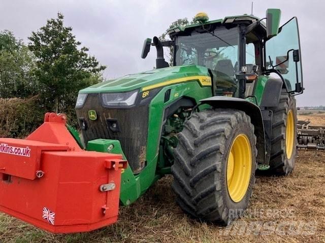 John Deere 8R 410 الجرارات