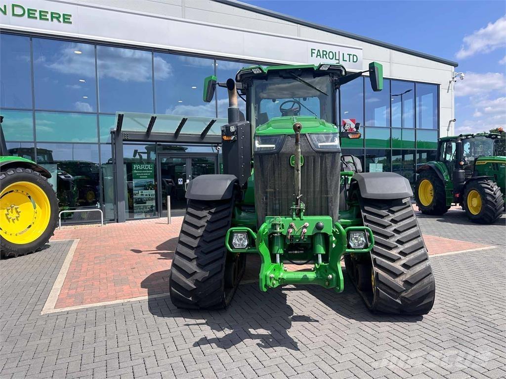 John Deere 8RX 370 الجرارات