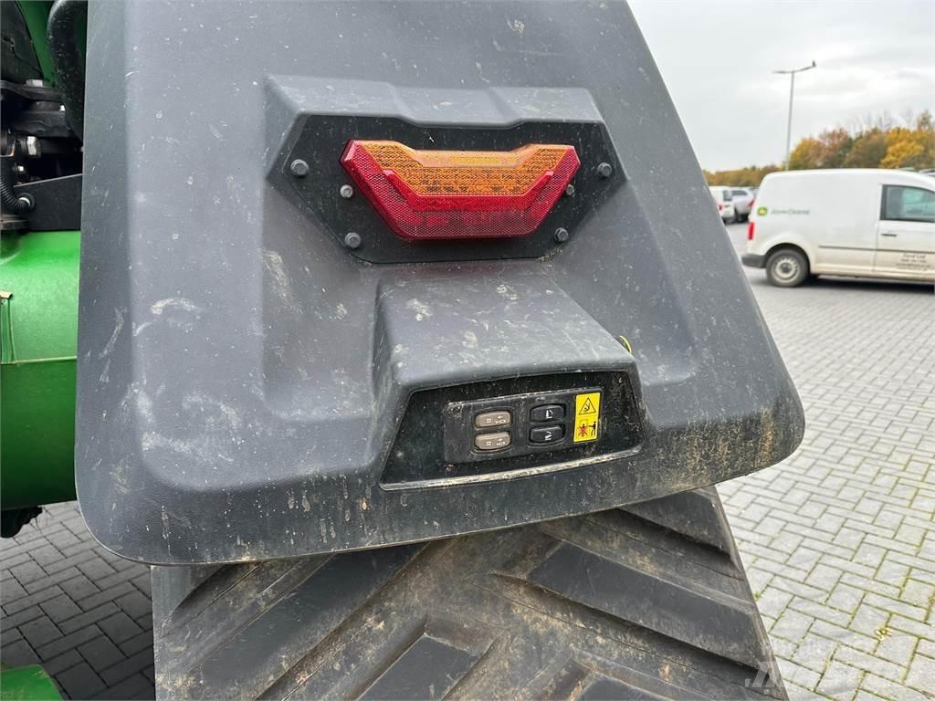 John Deere 8RX 410 الجرارات
