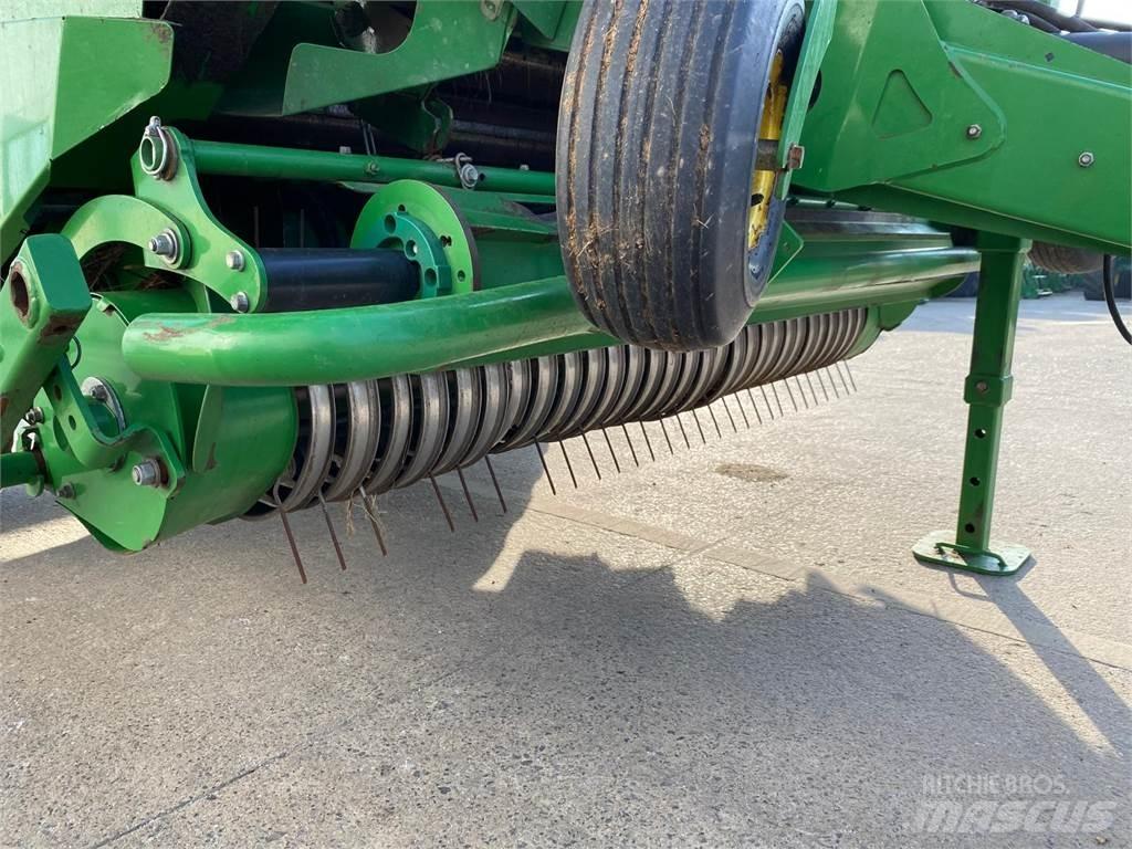 John Deere 960 محزمات مربعة