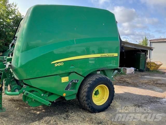 John Deere 960 محزمات مربعة