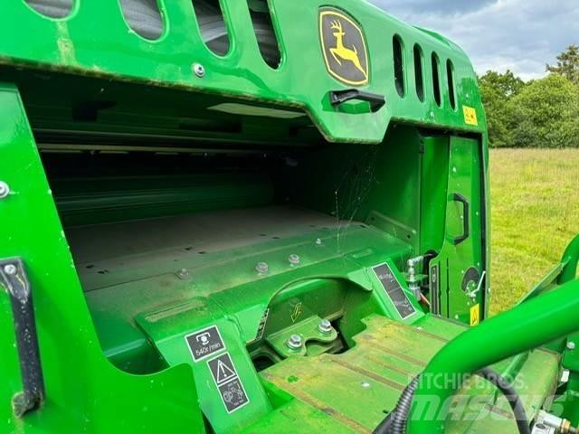 John Deere F441M محزمات مربعة