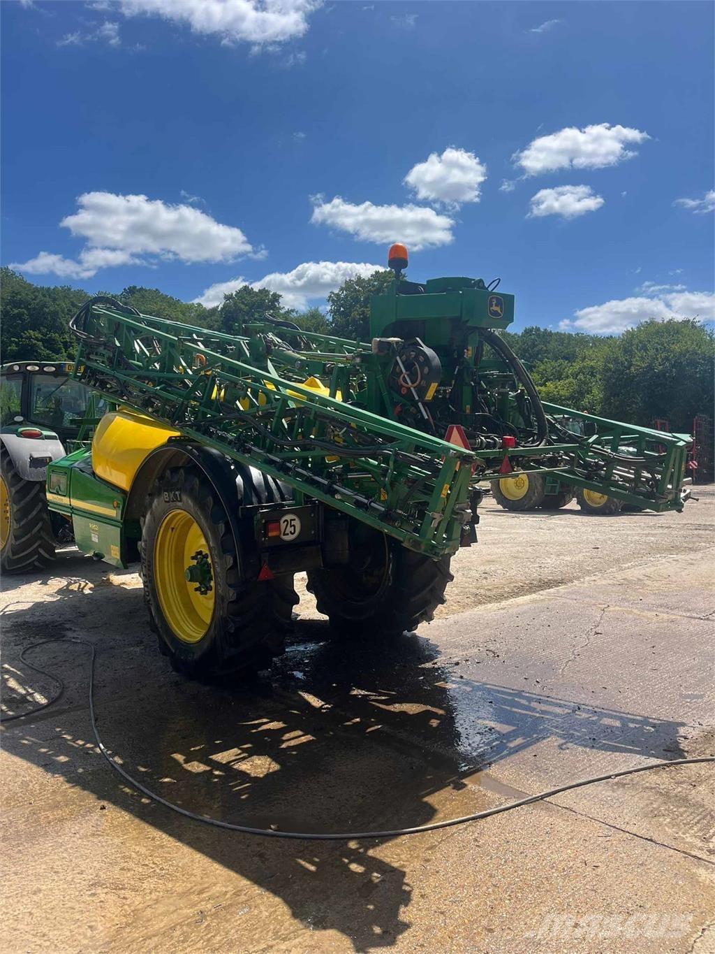 John Deere R952i رشاشات ذاتية الحركة