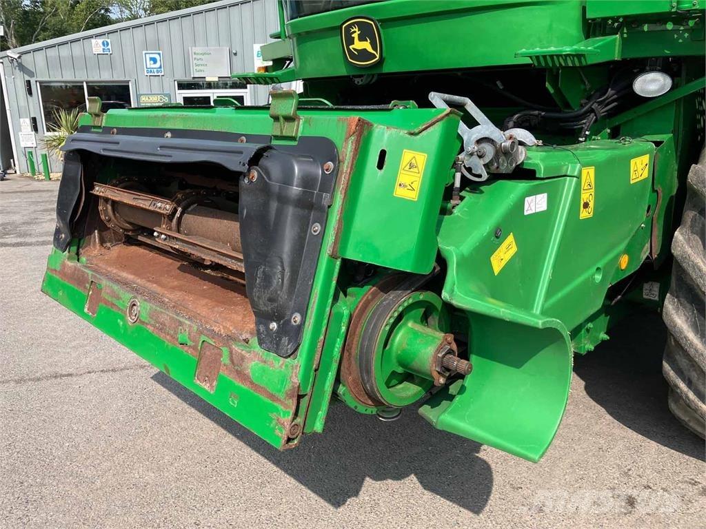 John Deere S690i HM حصادات