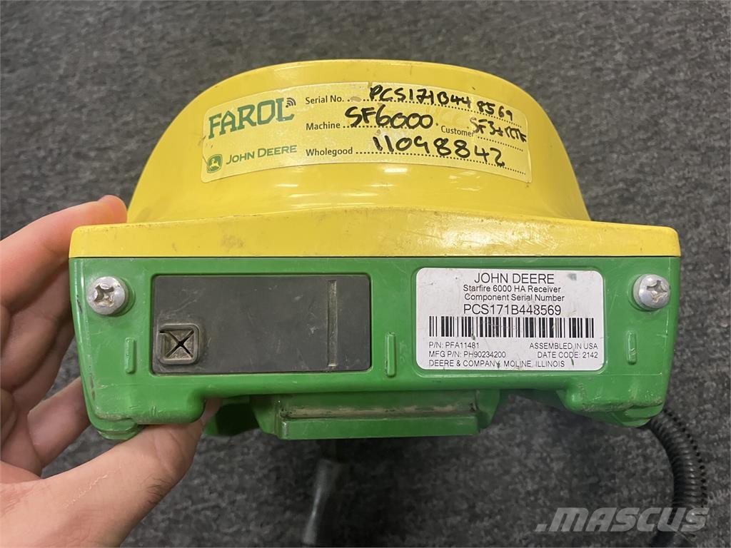 John Deere SF6000 ماكينات البذر الدقيق