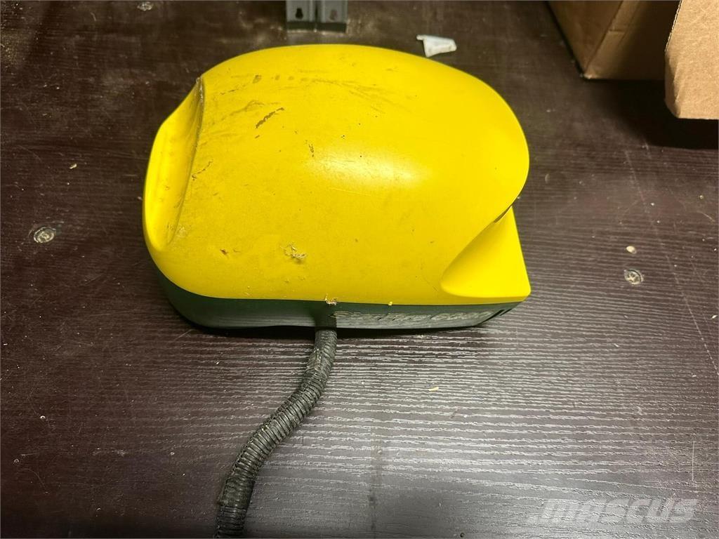 John Deere SF6000 ماكينات البذر الدقيق