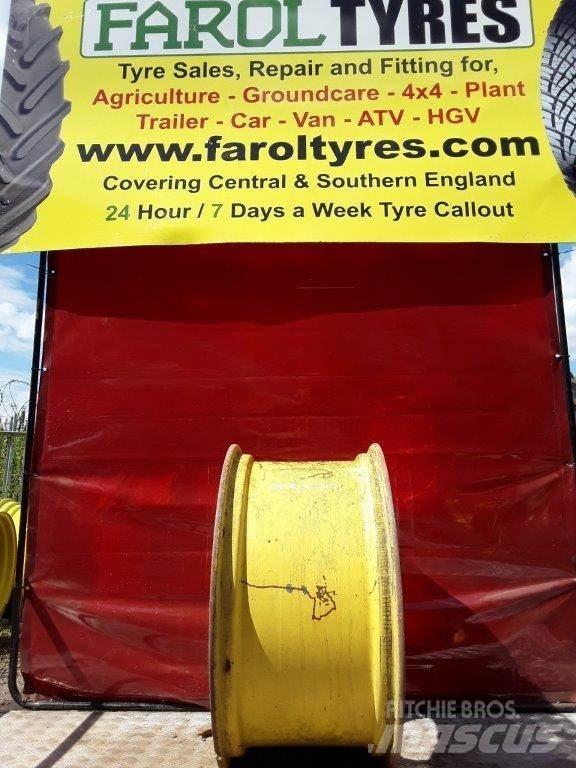 John Deere Used Rim الإطارات والعجلات والحافات