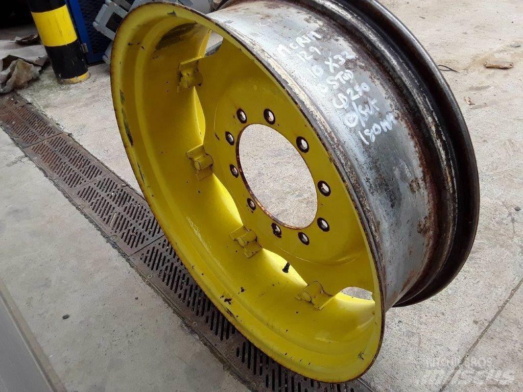 John Deere Used Rim الإطارات والعجلات والحافات