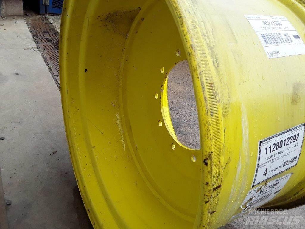 John Deere Used Rim الإطارات والعجلات والحافات