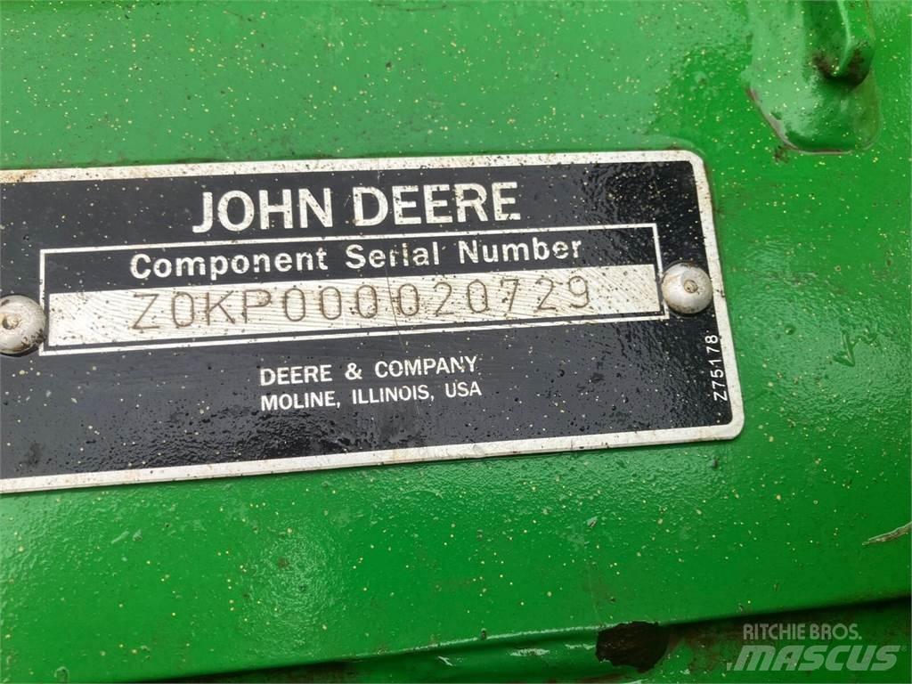 John Deere Wholecrop KP علافات ذاتية الدفع
