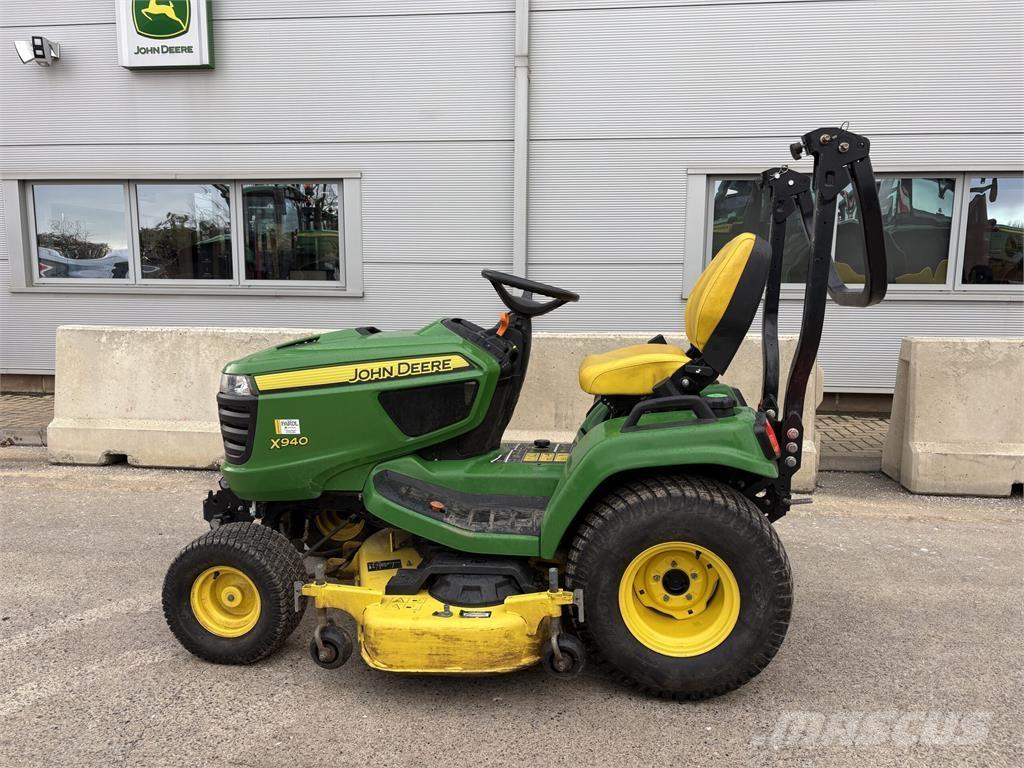 John Deere X940 ركوب الحشائش