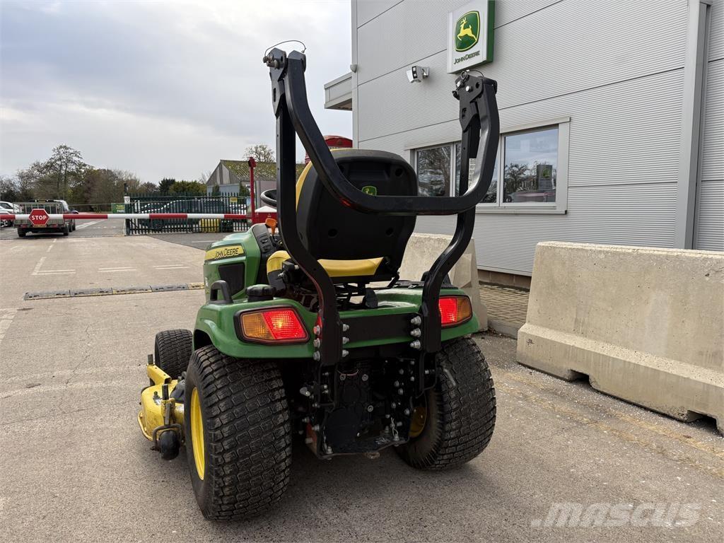 John Deere X940 ركوب الحشائش