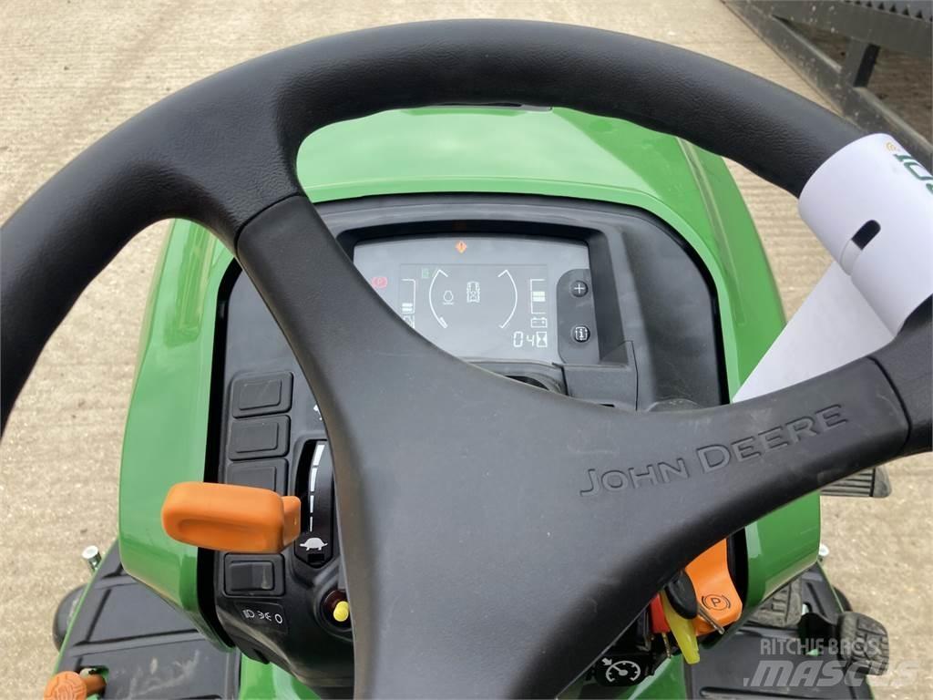 John Deere X950R ركوب الحشائش