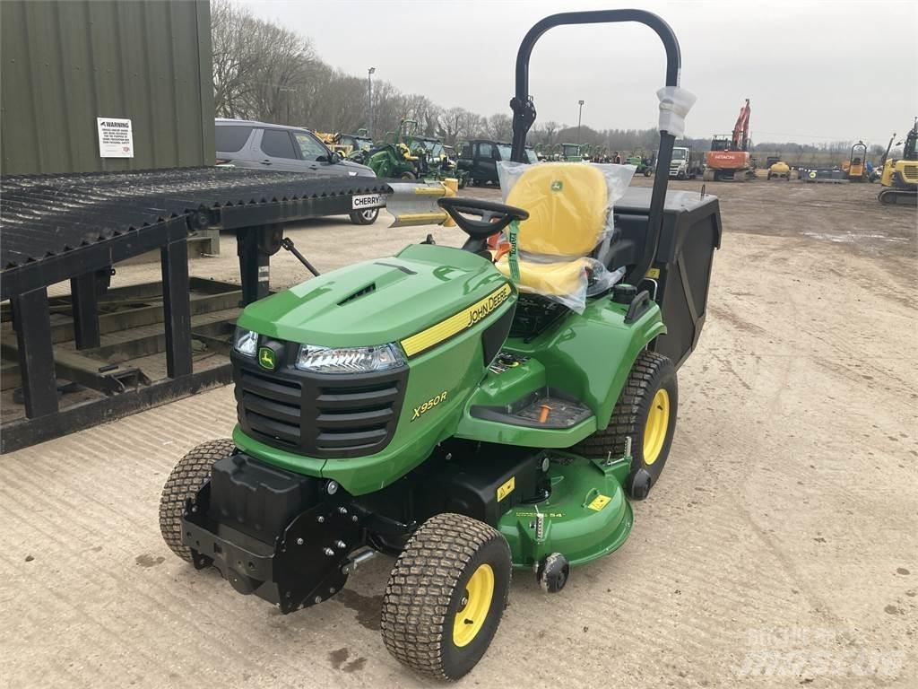 John Deere X950R ركوب الحشائش
