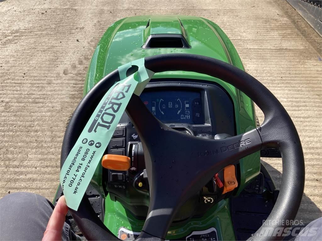 John Deere X950R ركوب الحشائش