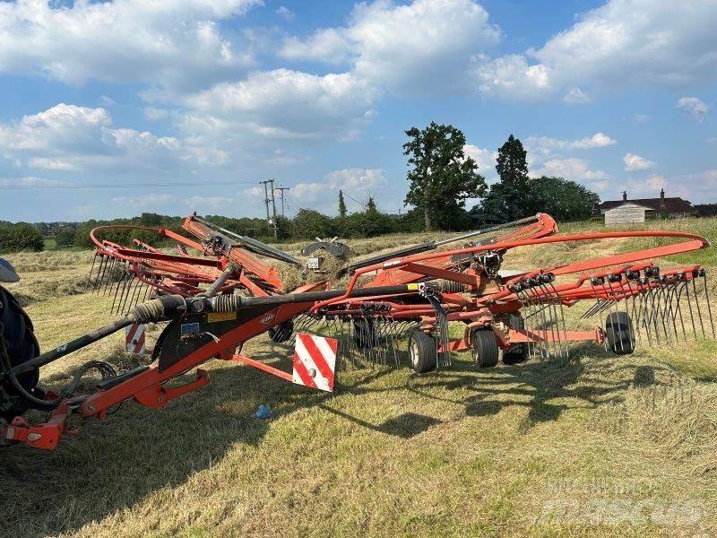 Kuhn GA8731 مكابس وميبسات التبن