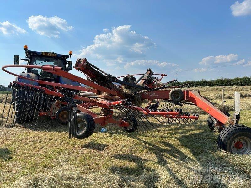 Kuhn GA8731 مكابس وميبسات التبن