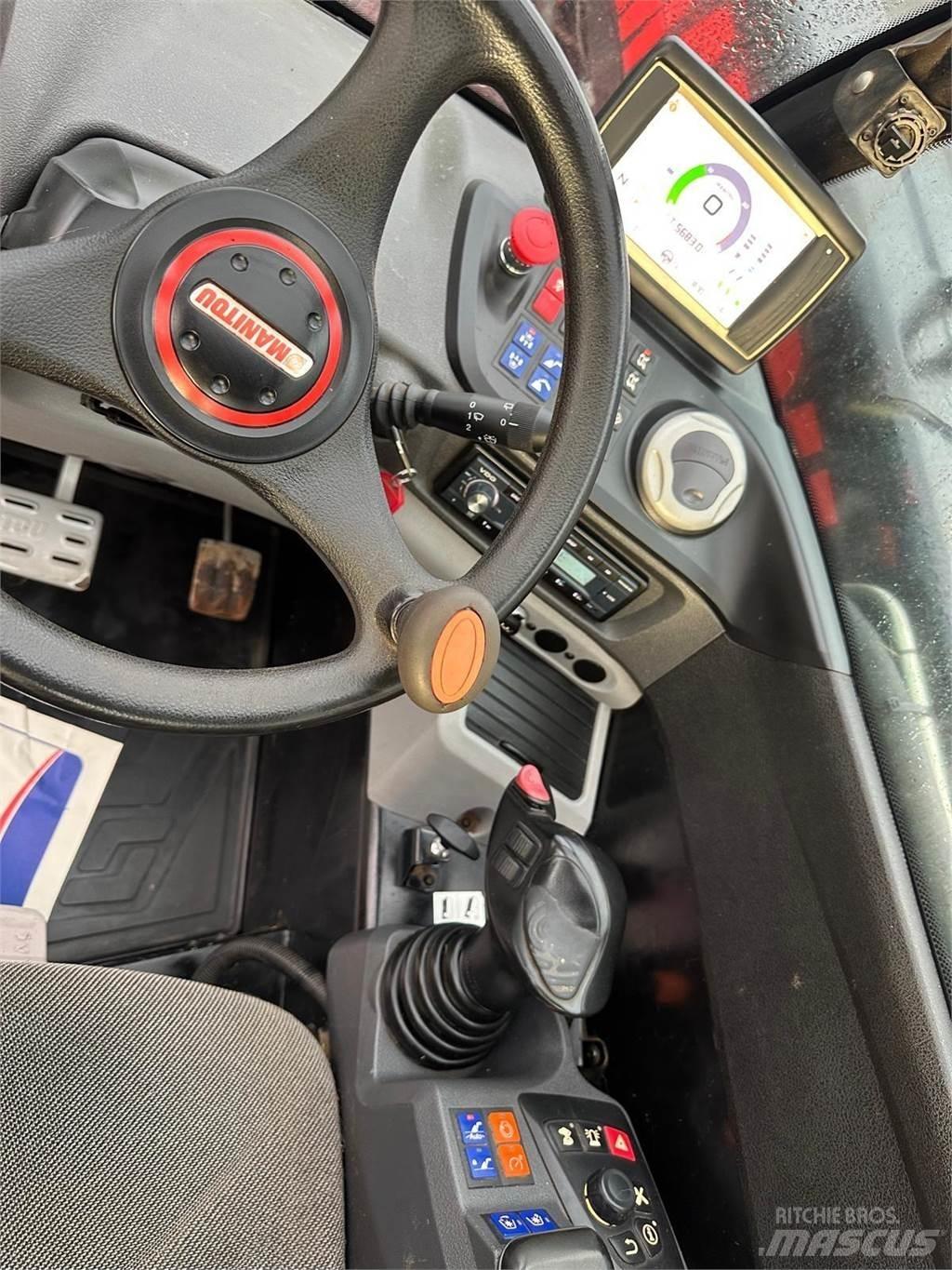 Manitou MLT741-140 V+ معدات مناولة لأغراض الزراعة