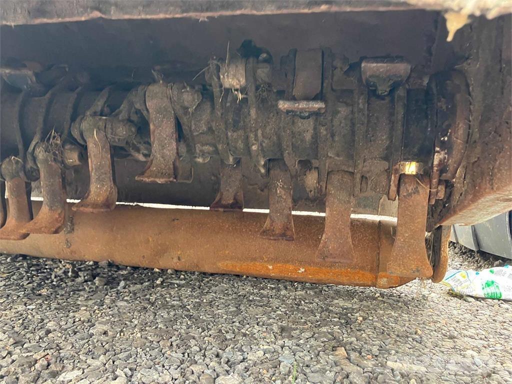 McConnel PA5570 قواطع التحوط