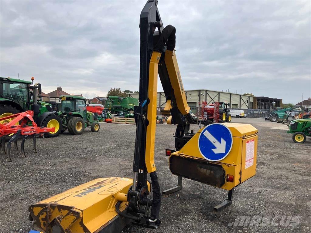 McConnel PA5570 قواطع التحوط