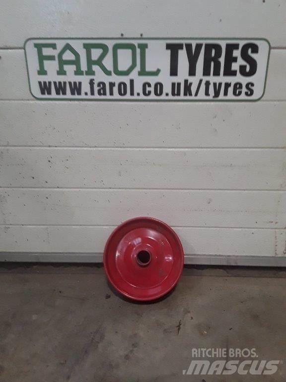  Misc. Red Rim الإطارات والعجلات والحافات