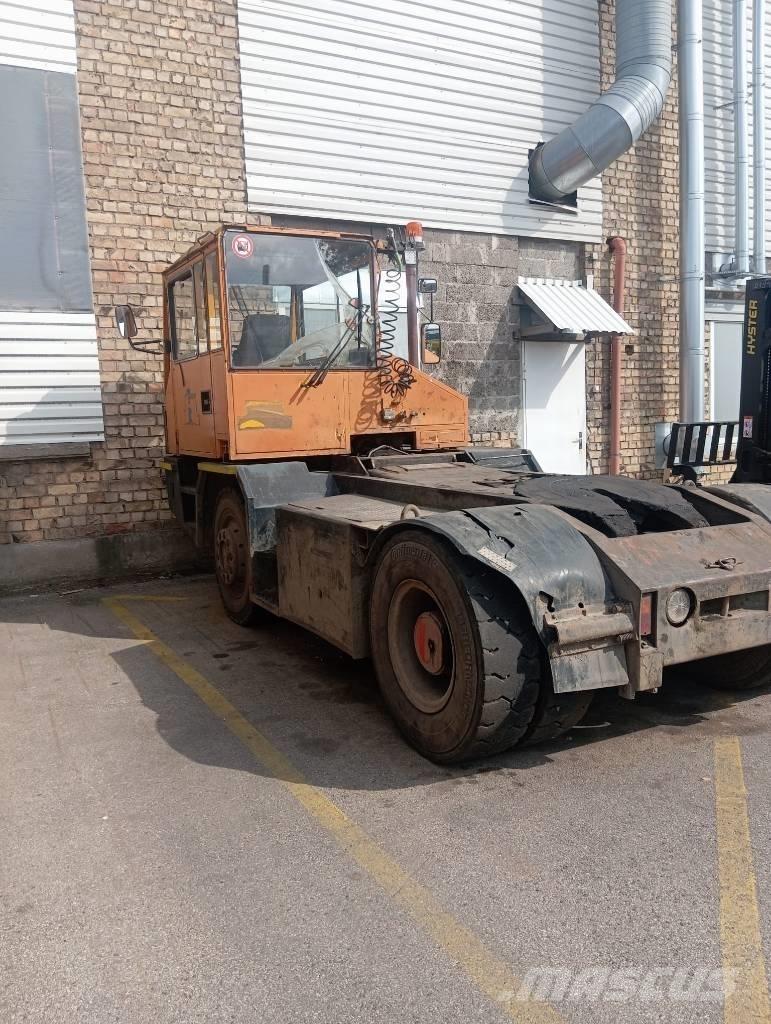 Sisu TR160 AL 4 X4 جرارات صالات المطارات