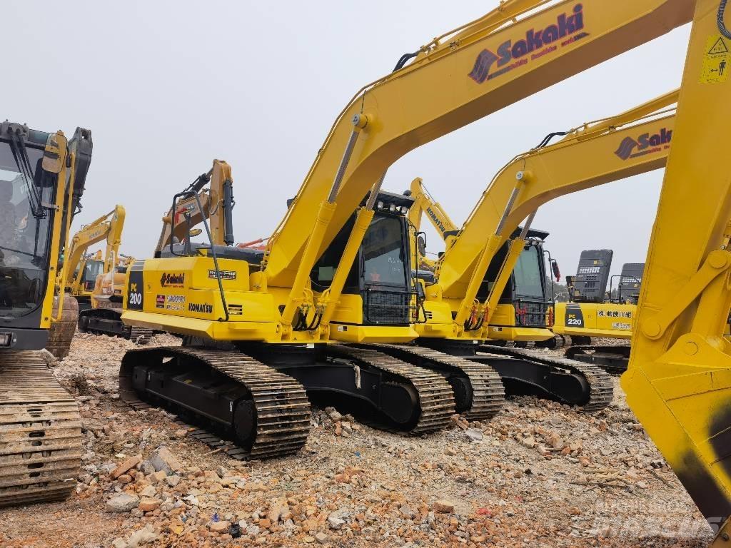 Komatsu pc200-8 حفارات زحافة