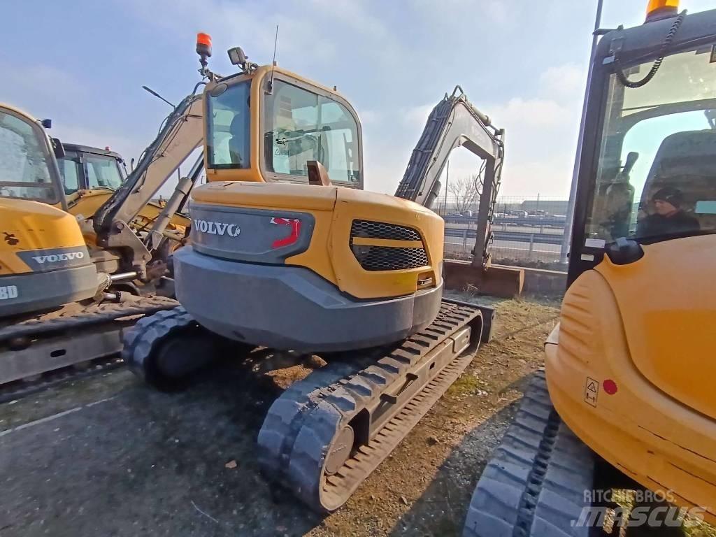 Volvo ECR 88 D حفارات وسط 7 طن - 12 طن